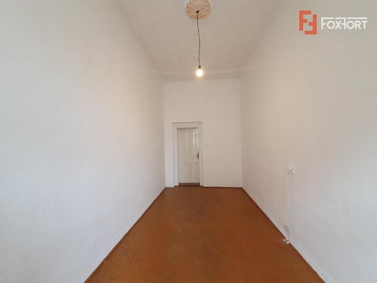 COMISION 0% Apartament cu 4 camere decomandat, la curte comuna - zona Fabric - 10