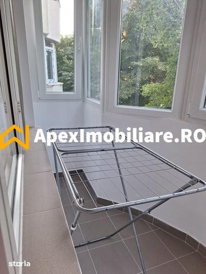 Garsonieră decomandată în Tei