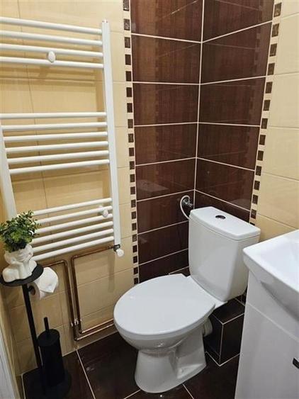 Decomandata, mobilat si echipata, rezidential/ investitional cu preluare busines - 6