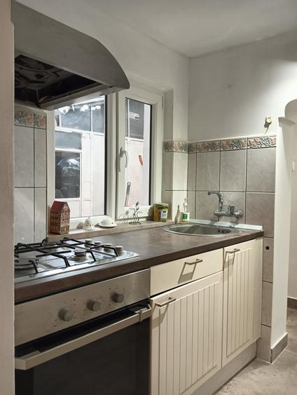 Domenii Inchiriez casa 2 cam  renovată recent centrala proprie pivnița curte - 9