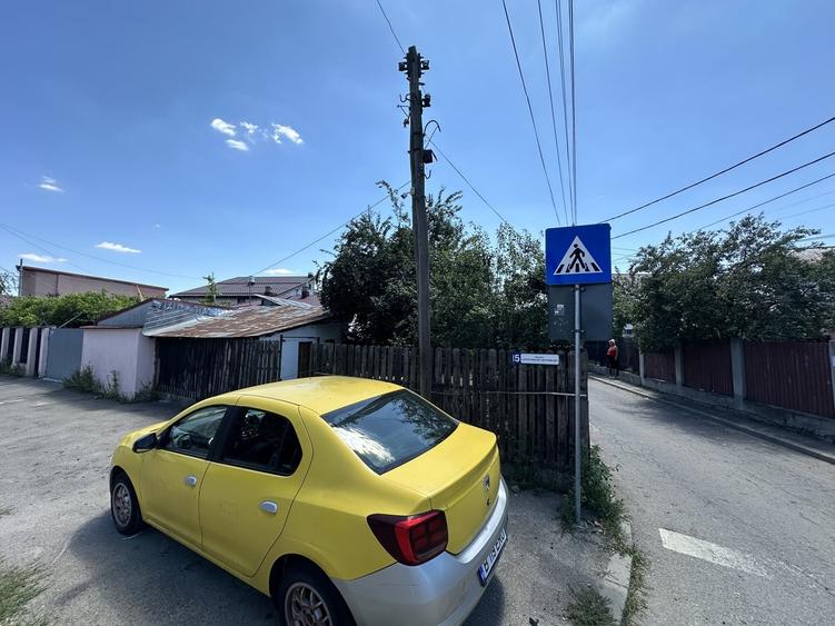 Rahova, Sos Alexandriei, Dr. Luptatorilor Antifascisti, casa batraneasca - 9