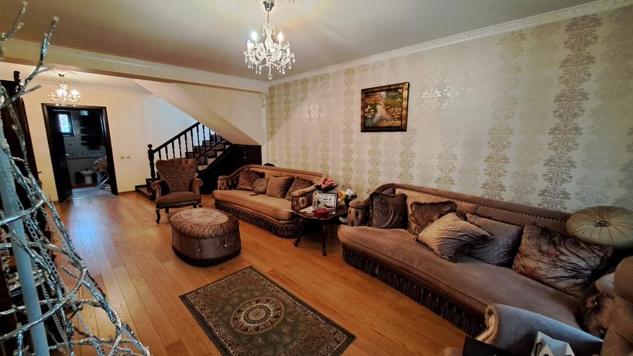 VILA INDIVIDUALA SUPERBA - CU TEREN GENEROS - AMPLASAMENT IDEAL - 26