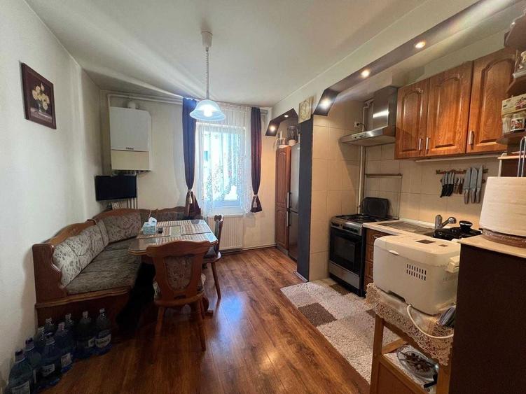 Apartament 3 camere str. Transilvaniei, etaj intermediar - 4