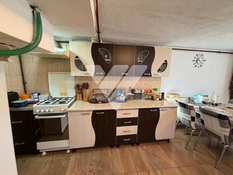 Casa cu curte individuala 3 camere ,teren 290mp Vasile Aaron Sibiu - 4