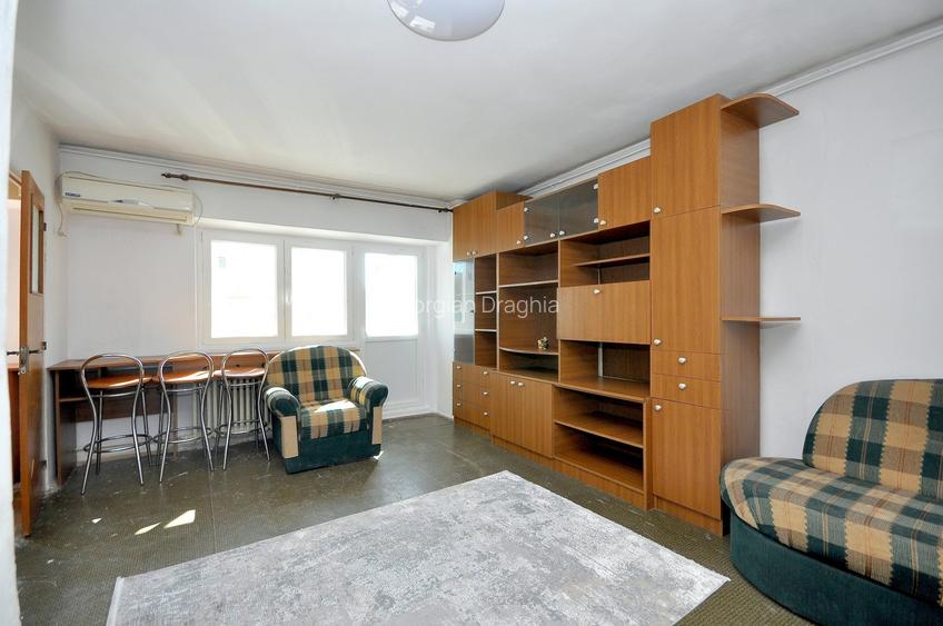 Militari Lujerului metrou garsoniera decomandata 40 mp bloc din 1989