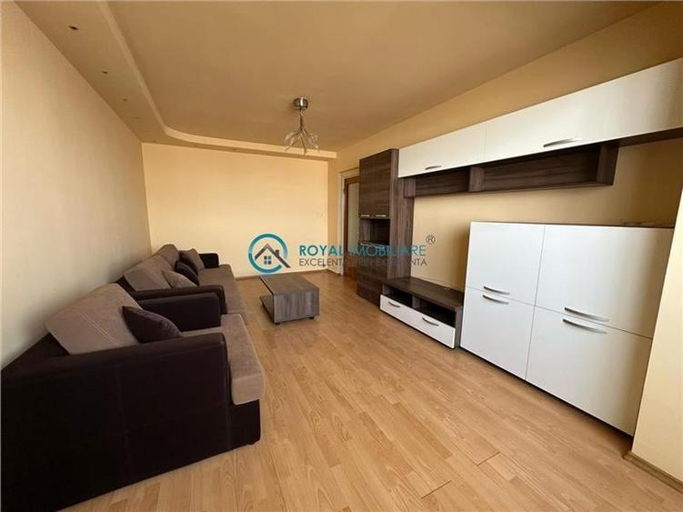 Royal Imobiliare  - Vanzare Apartament zona Malu Rosu - 2