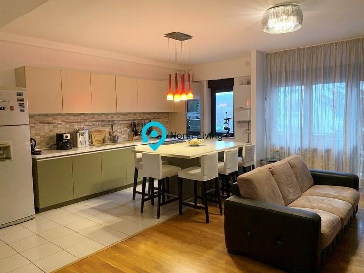 Apartament cu 3 camere semidecomandat, mobilat în Nord-Est