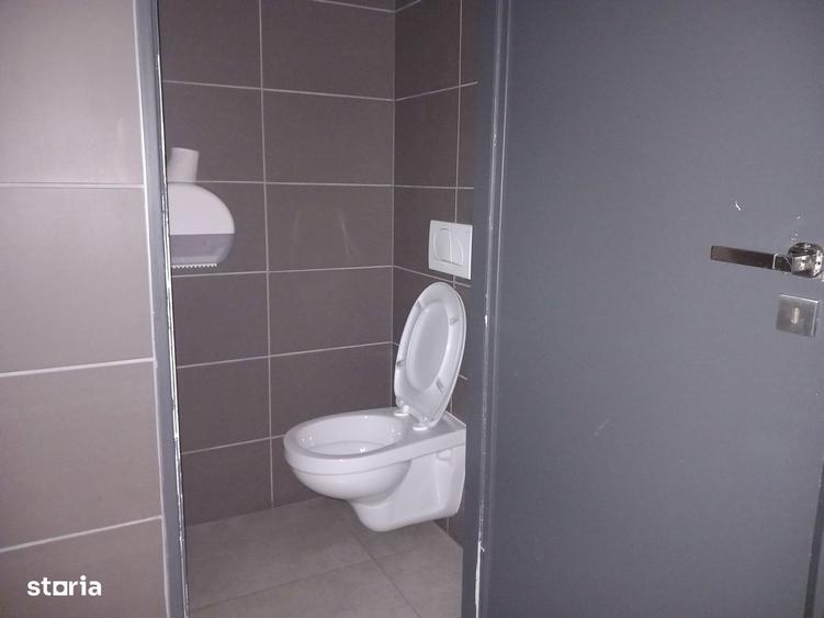 Bd. Traian in zona H. Mara, Spatiu comercial cu vad foarte bun!! - 5