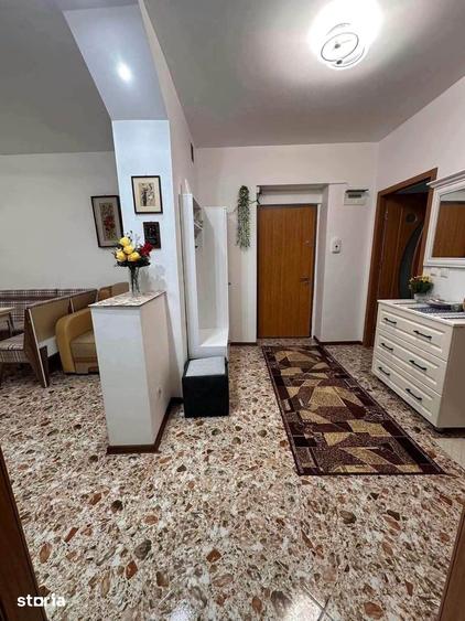 De vanzare apartament 3 camere, mobilat si utilat. Pret 69500euro neg - 1