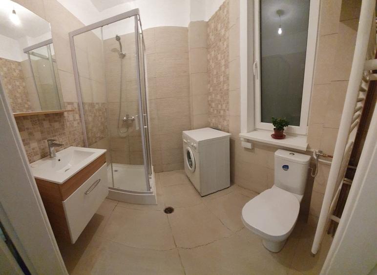 B-dul Nicolae Balcescu 24, bloc consolidat, mobilata si utilata. - 5