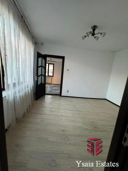 OCAZIE LA VANZARE - CASA CARAMIDA 6 CAMEE - ZONA ICIL - - 3