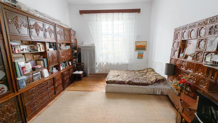 Casă istorică de vânzare pe Strada Domnească – Investiție cu mare potențial! - 7