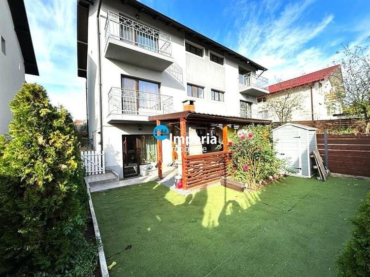 Duplex 5 cam, 3 bai, 220 mp teren, mobilat, 5 drumuri Valea Adanca - 2