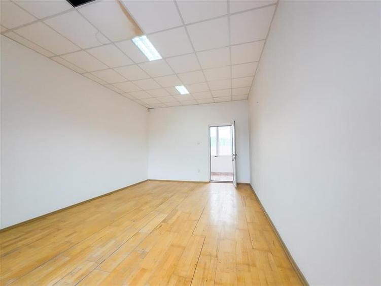 FILM! Spatiu comercial pe 150mp, compozitie adaptabila, Central, Covasna - 2