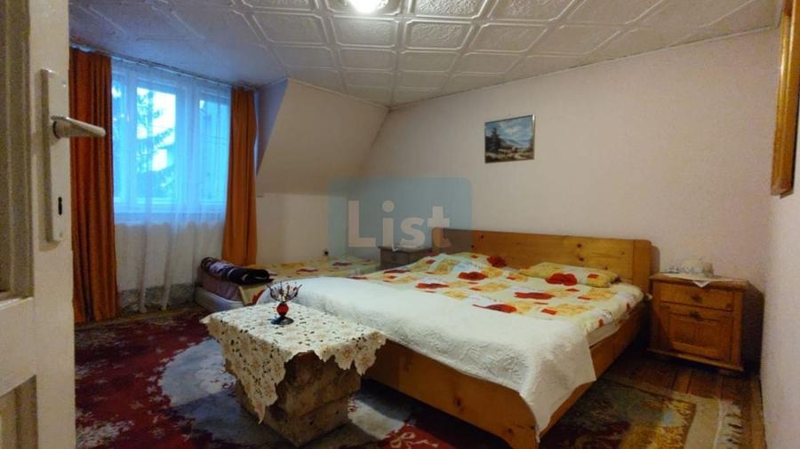 Casă cu 7 camere cu Canalizare în Sânmartin