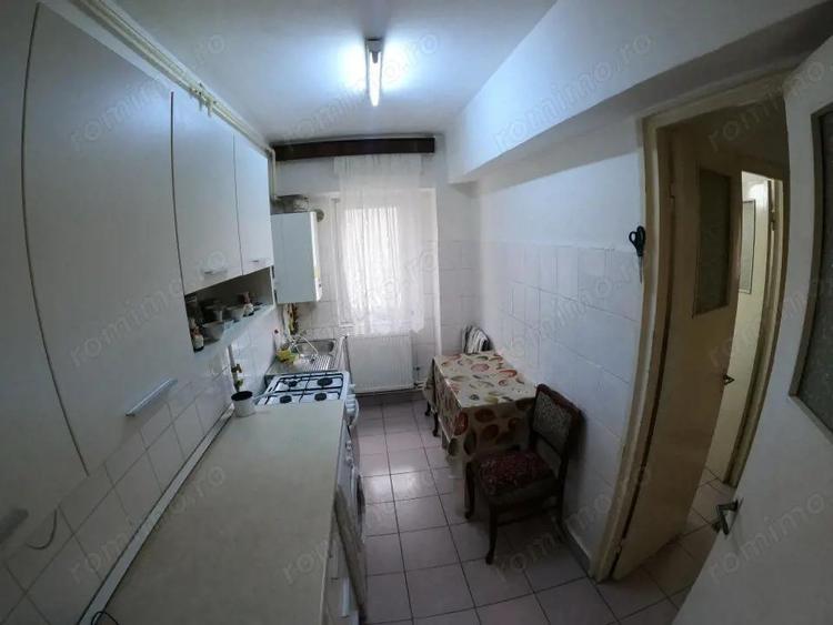 Apartament cu 3 camere la etajul 3/4 decomandat izolat termic - 15
