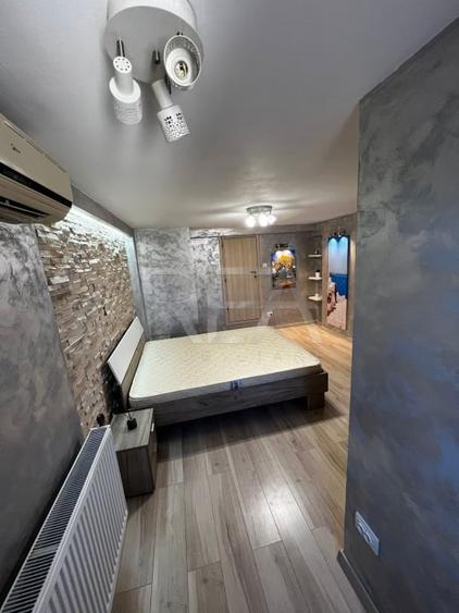 Garsoniera cocheta la mansarda - zona centrala Victoriei - 1