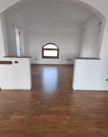 Casa finisata, teren 2500mp, Marginea - 16