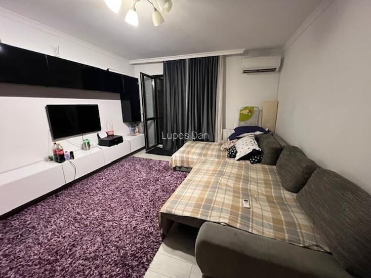 Apartament 2 camere, terasa 13 mp, bucatarie inchisa, 65 mp, mobilat, utilat