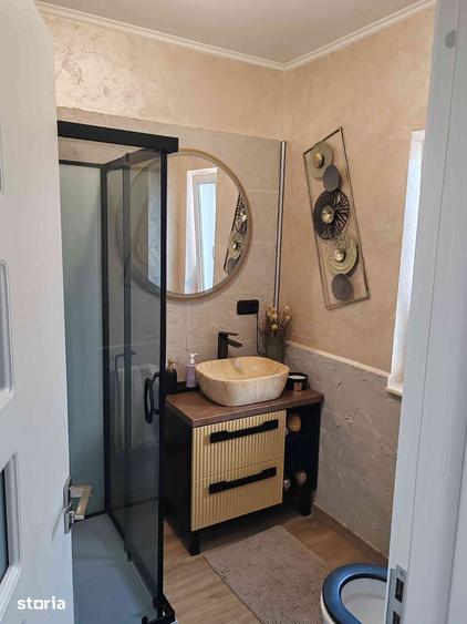 Casă cu 4 camere cu Teren 330 Mp în Sânpetru