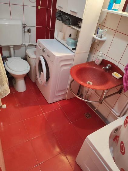 Garsonieră decomandată în Central