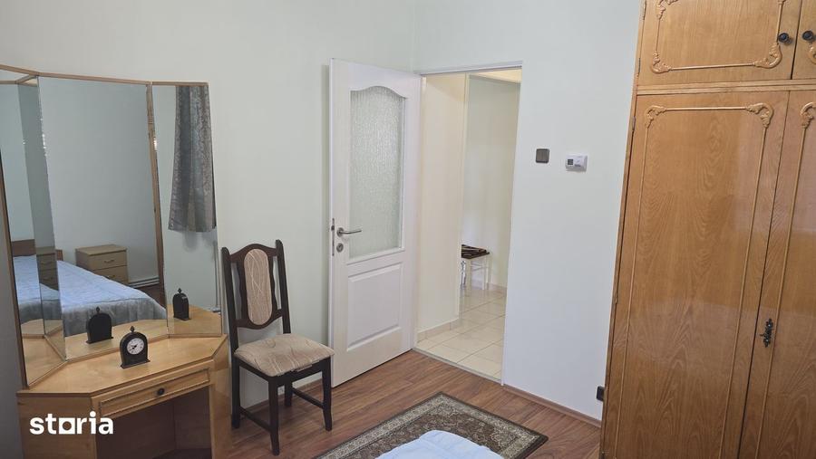 Apartament cu 2 camere decomandat în Liliacului