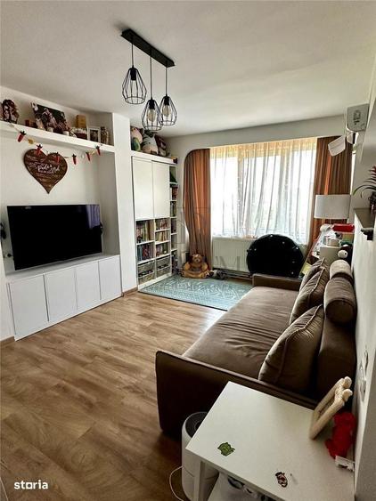 Apartament cu 4 camere decomandat în Circumvalațiunii