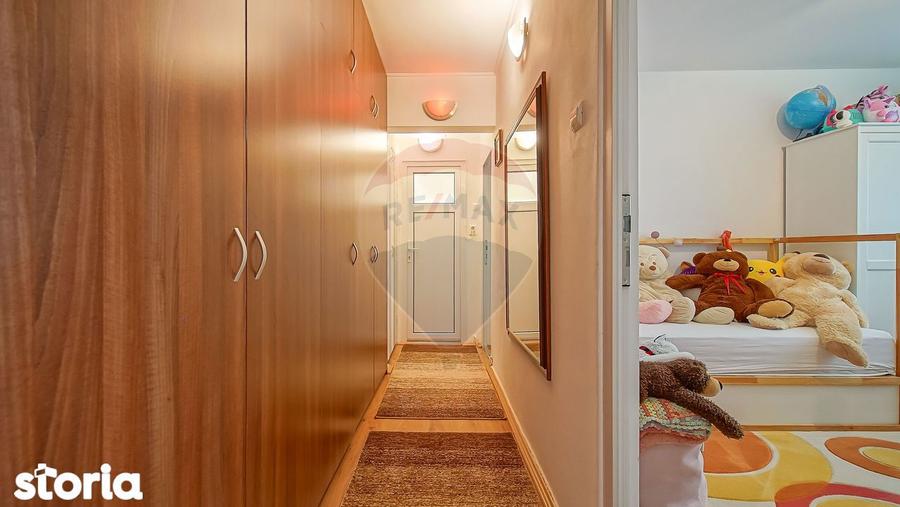 Apartament cu 3 camere, mobilat în Gării