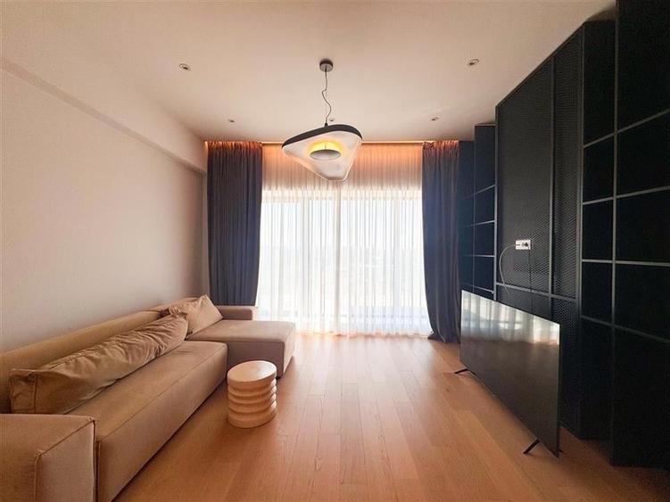 Apartament cu 3 camere decomandat, mobilat în Floreasca