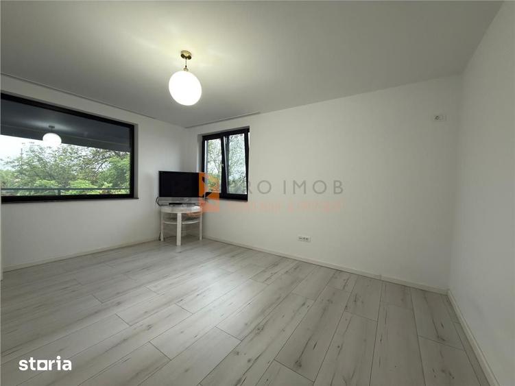 Casă cu 5 camere decomandat cu Teren 963 Mp în Vernești