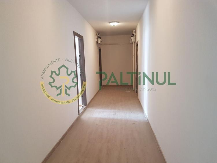 Apartament cu 2 camere decomandat în Periferie
