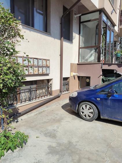 Garsonieră decomandată în Dobroești
