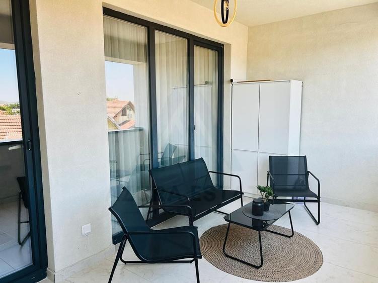 Apartament cu 3 camere decomandat, mobilat în Lazaret