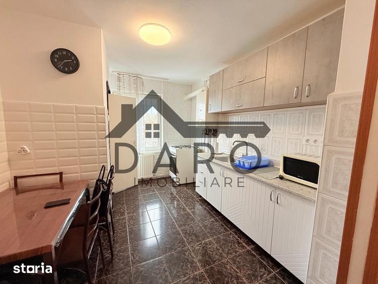 Apartament cu 2 camere decomandat în Cornișa