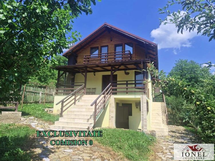 Casă individuală cu 8 camere cu Teren 1160 Mp în Meteș