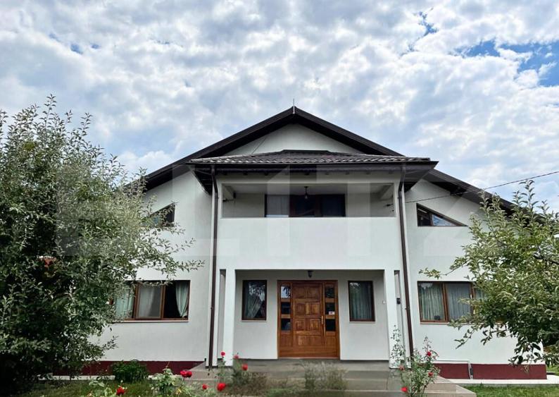 Vila cu Teren Generos si Livada La Sos. Principala Targovi? - 17