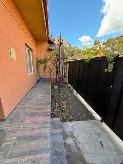 Casa la curte comuna, 1 camera, 40 mp + terasa generoasa - Balcescu - 7