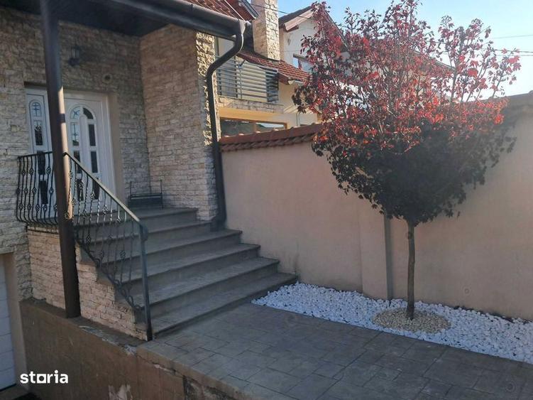 Casa tip duplex zona Closca de vanzare - 1