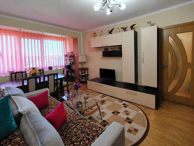 Vand apartament cu 2 camere + boxa inclusa in CF - 6