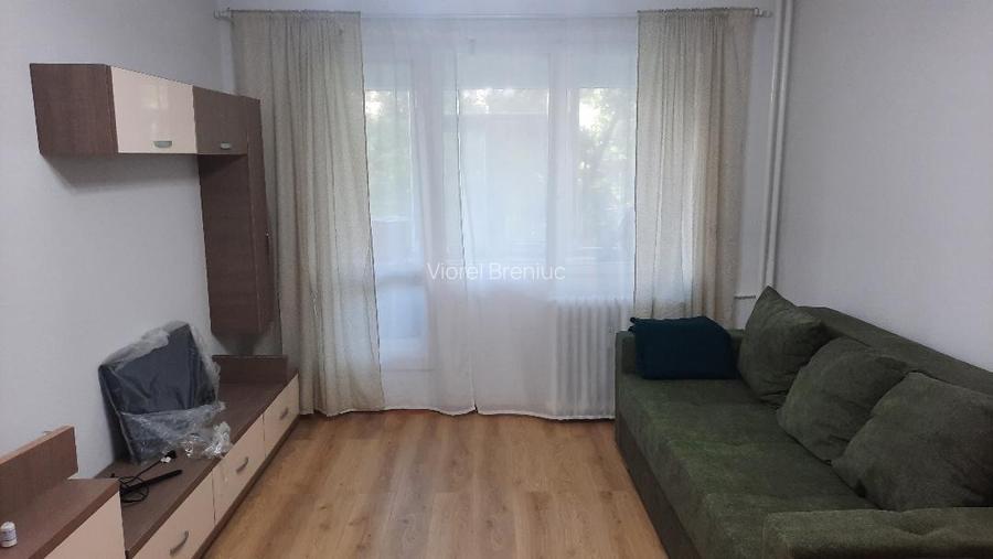 Tineretuli piata metrou parc facultati