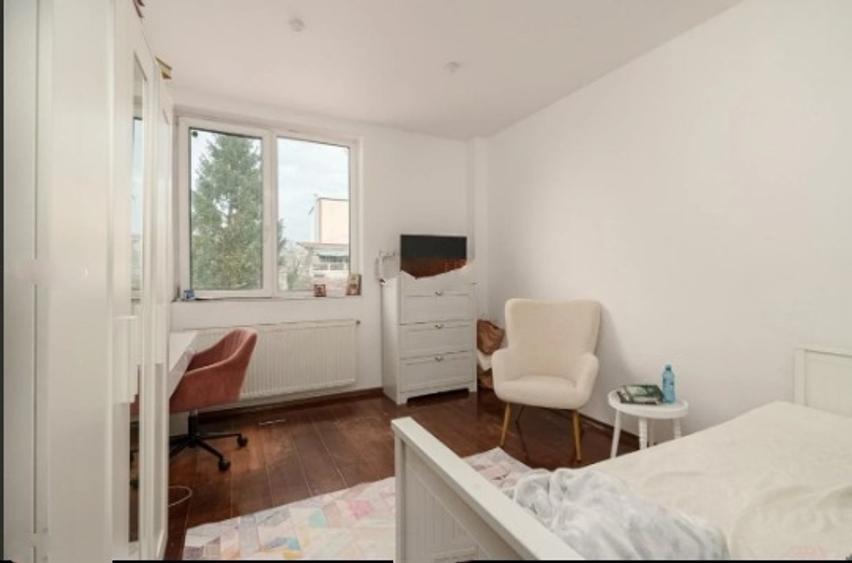 Rahova, Casa-Vila ,2005,, parter/2,Amenajata,6 bai,locuri parcare,centrala - 1