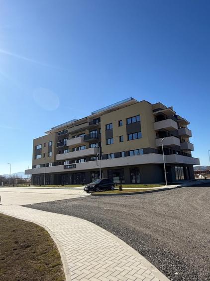 Vand garsoniera cu parcare inclusa - 5