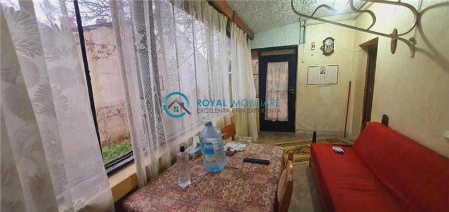 Royal Imobiliare - Vanzare Casa in zona Sud - 37