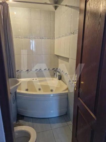 Apartament decomandat 3 camere Cisnadie - 2