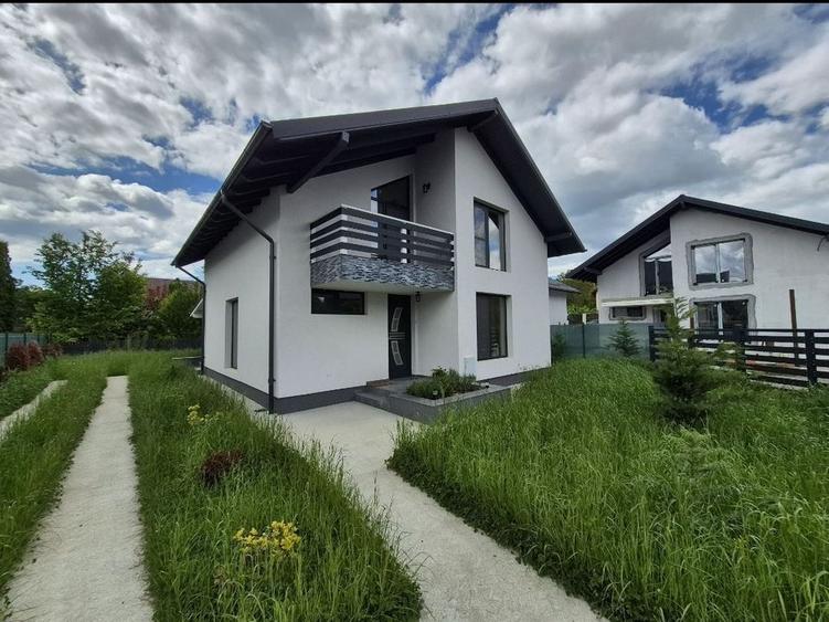 2 Vile/Case noi, de v&acirc;nzare la munte in loc. Breaza - Prahova - 31