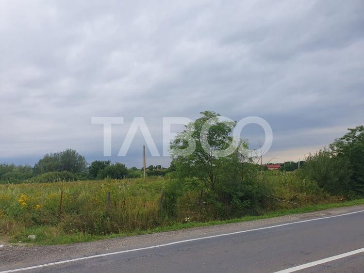 Teren intravilan 5040 mp in Sercaia acces DN1 168 m - 2