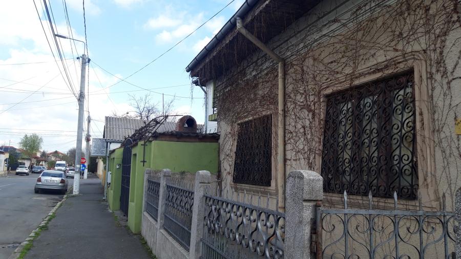 Municipiul Calarasi , ultracentral, casa , teren 300 mp, 100000 Euro - 4