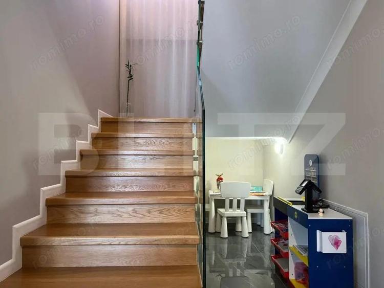 Casa de lux, 180mp, curte, zona Vivo - 9