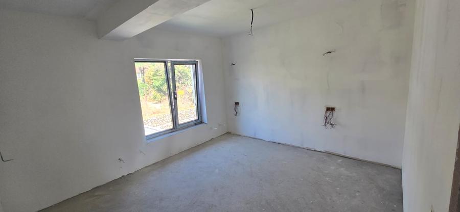 Agigea-Primarie, vila P+1, SD 125 mp, 4 camere, teren in proprietate de 260 mp - 14