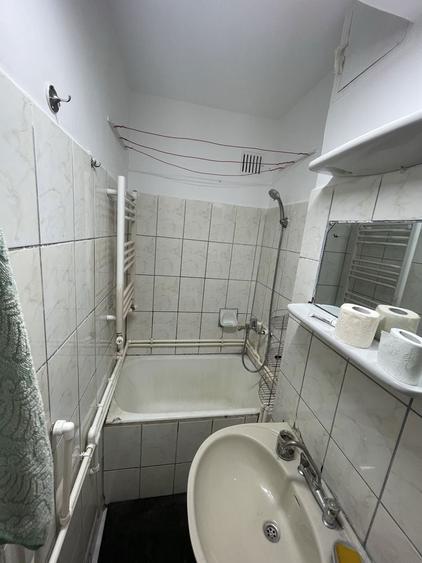 Inchiriez apartament 2 camere - 4